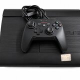 Consola PlayStation 3 model Super Slim cu 7 jocuri si controller